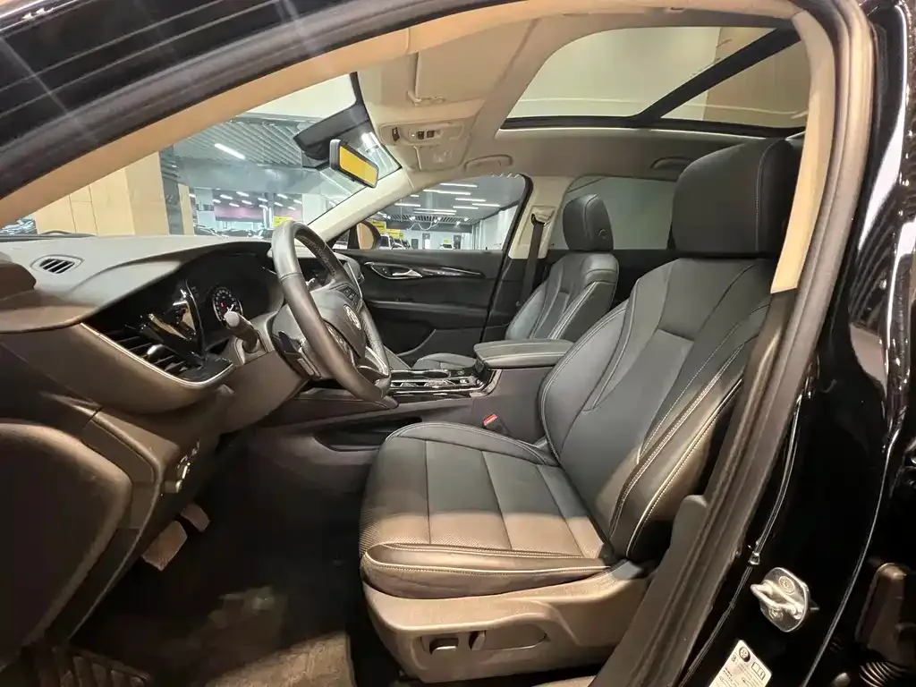 Buick Envision Plus — фото 10