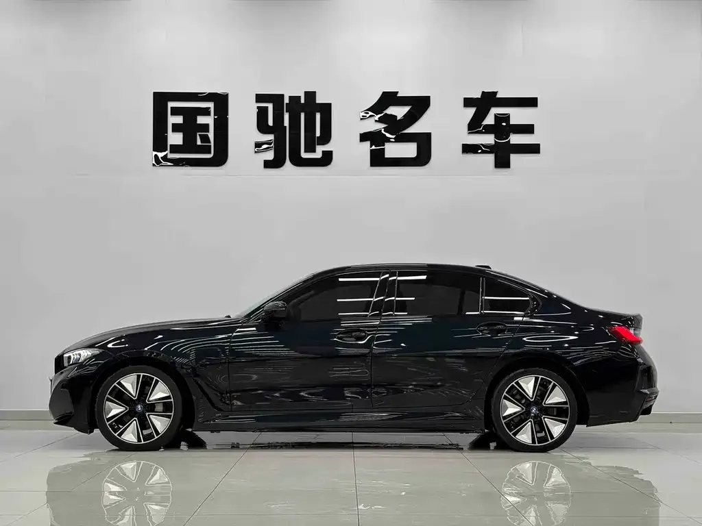 BMW i3 — фото 8