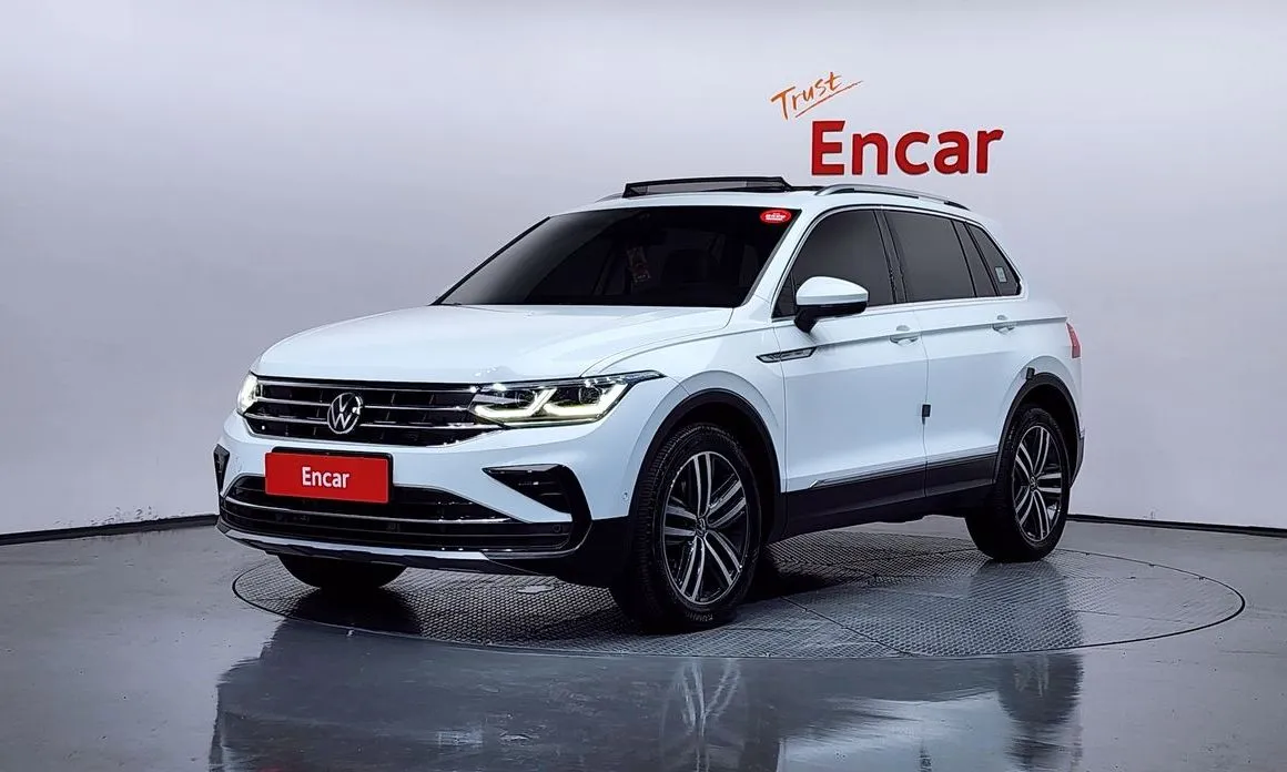 Volkswagen Tiguan — фото 1