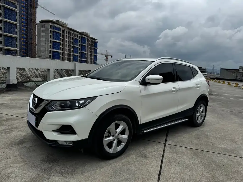 Nissan Qashqai — фото 6