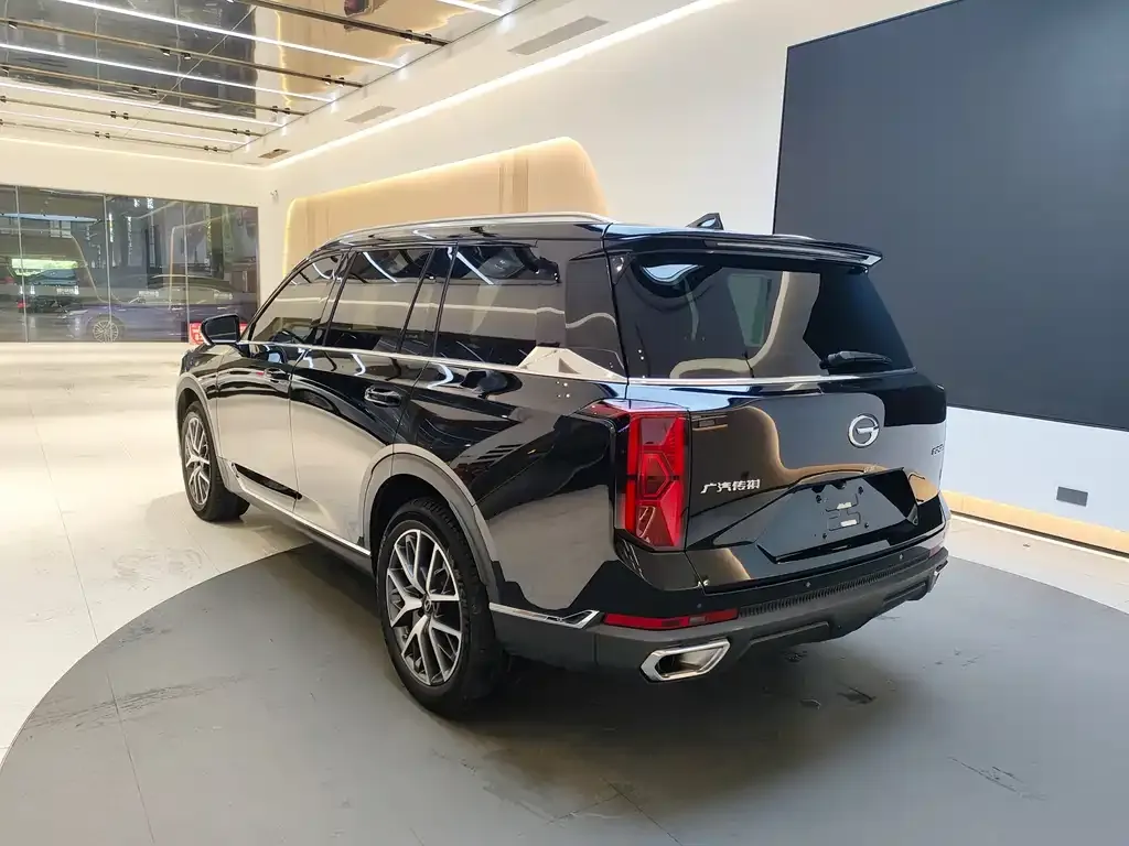 GAC Motor Trumpchi GS8 — фото 2