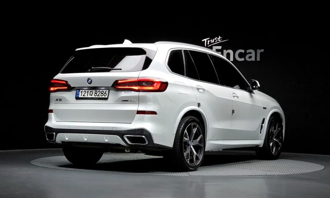 BMW X5 — фото 5