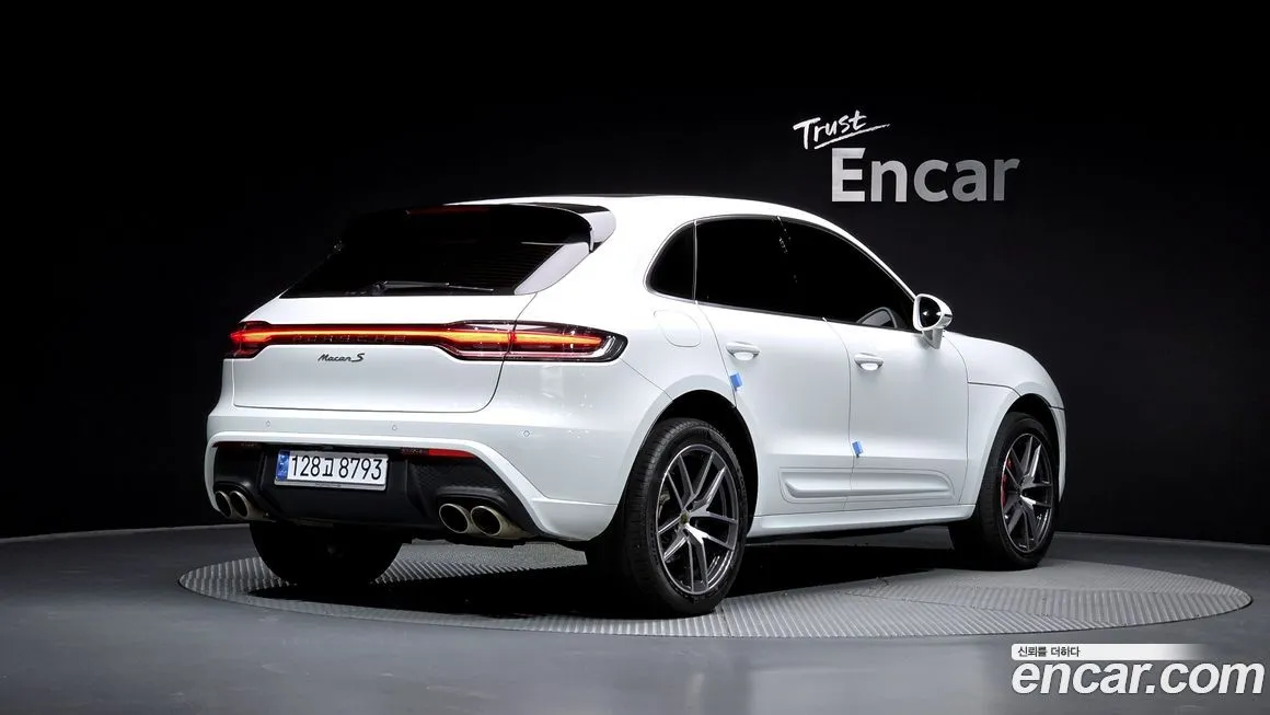 Porsche Macan — фото 4