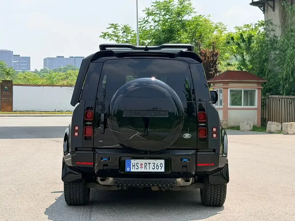 Land Rover Defender — фото 4