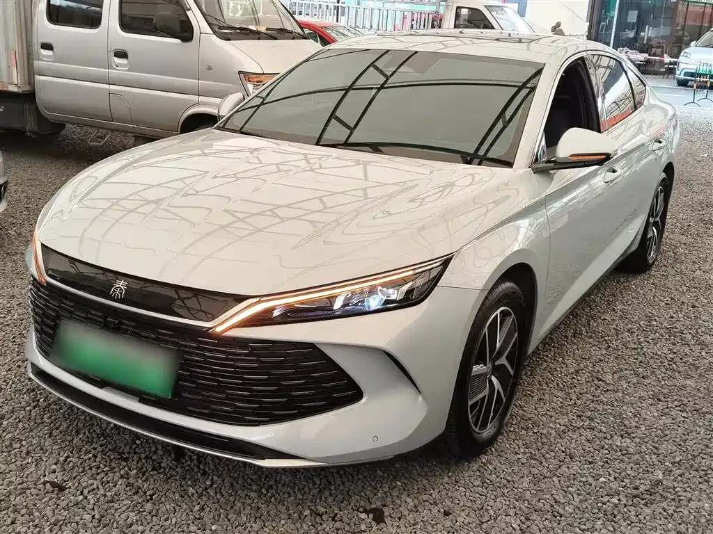 BYD Qin L — фото 9