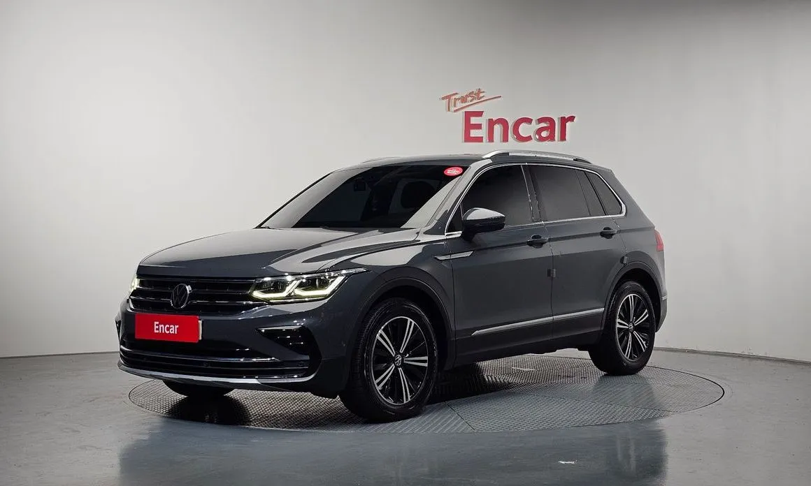 Volkswagen Tiguan — фото 1