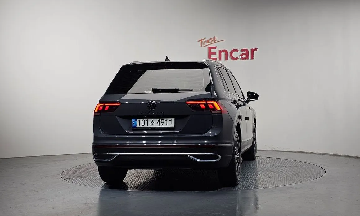 Volkswagen Tiguan — фото 6