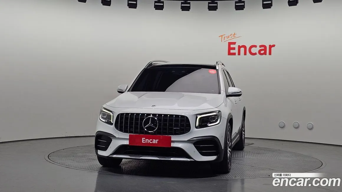 Mercedes-Benz GLB-Class — фото 2