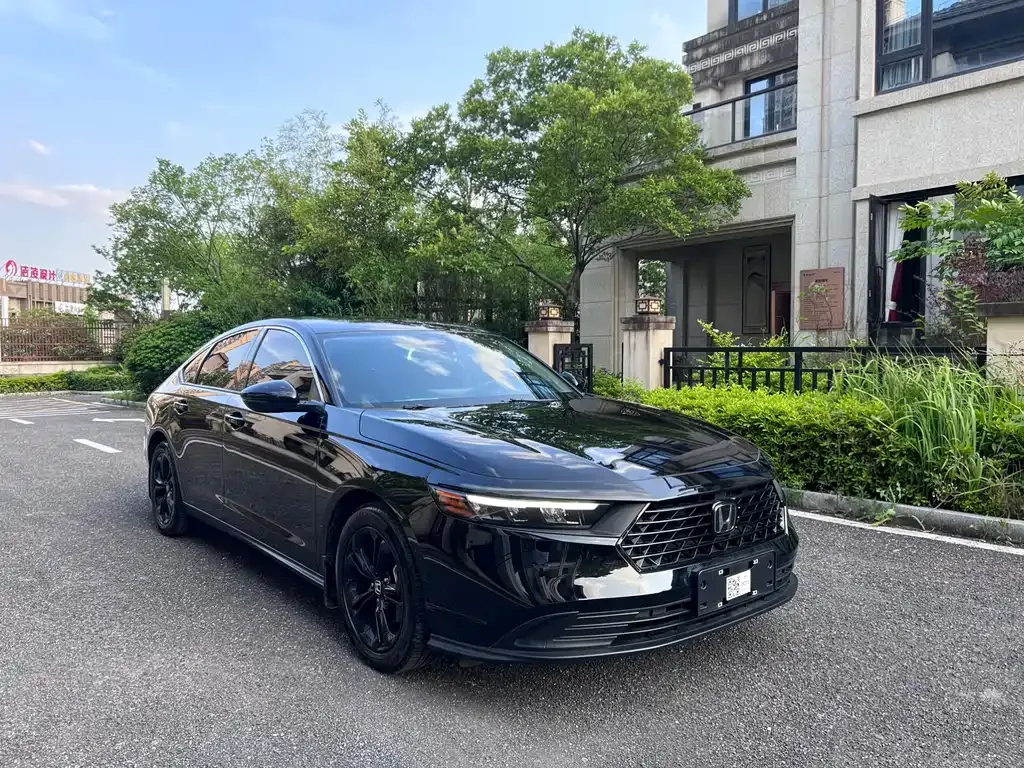 Honda Accord — фото 6