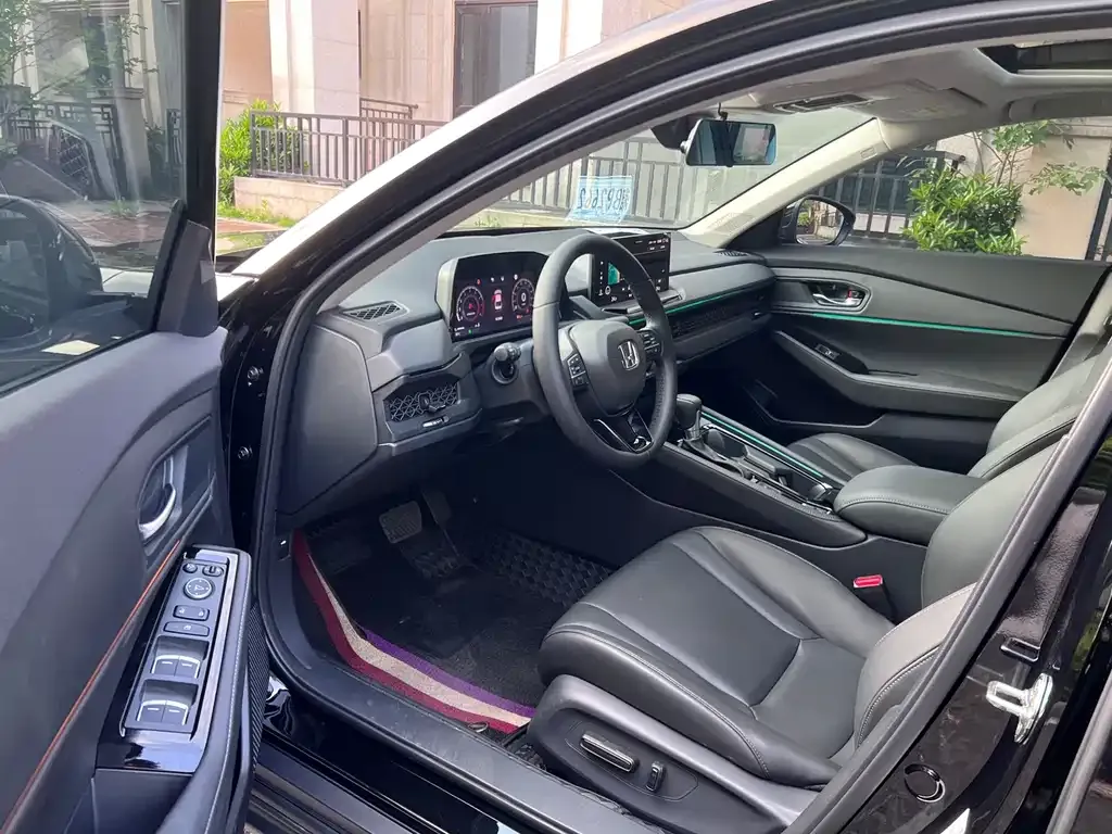 Honda Accord — фото 2