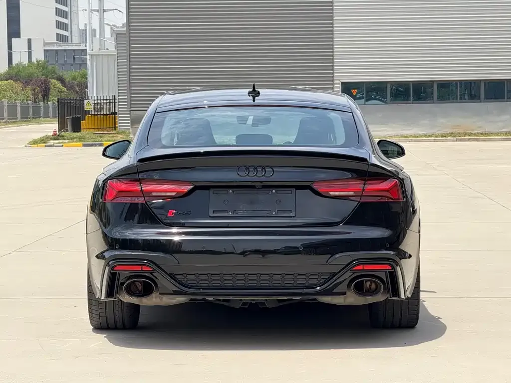 Audi RS 5 — фото 8