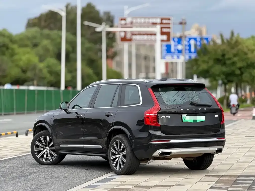 Volvo XC90 PHEV — фото 2