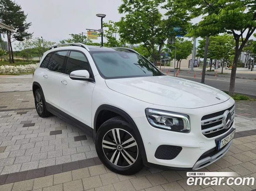 Mercedes-Benz GLB-Class — фото 8