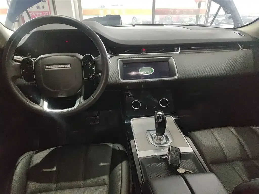 Land Rover Evoque — фото 9