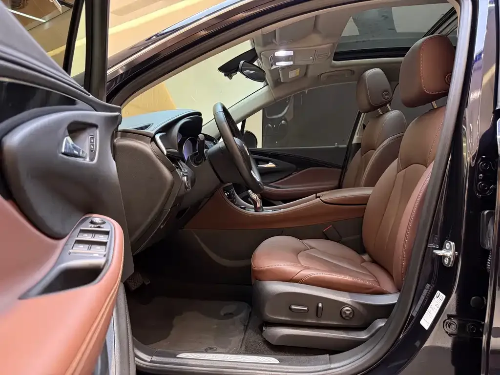 Buick Envision Plus — фото 6