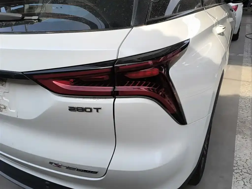 Changan CS75PLUS — фото 2