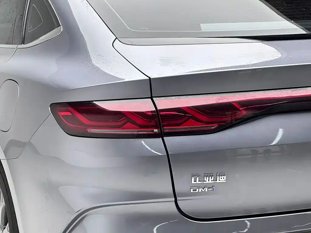 BYD Qin L — фото 7