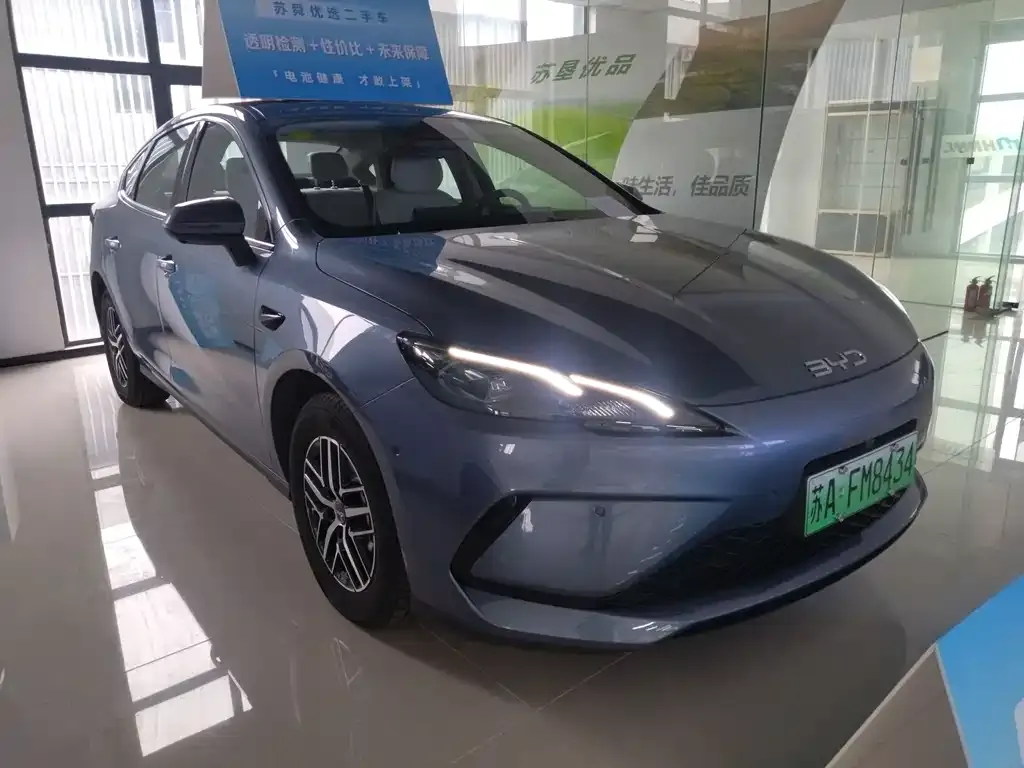 BYD Seal 05 DM-i — фото 10