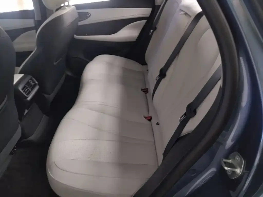 BYD Seal 05 DM-i — фото 2