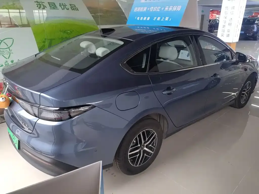 BYD Seal 05 DM-i — фото 7