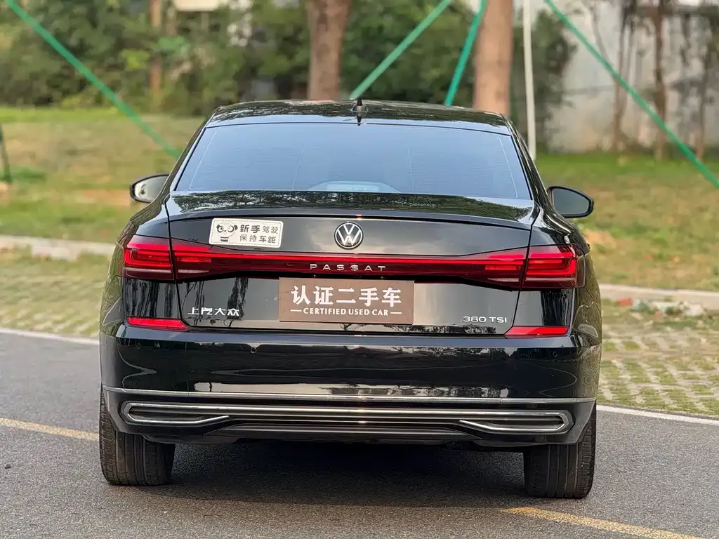 Volkswagen Passat — фото 4