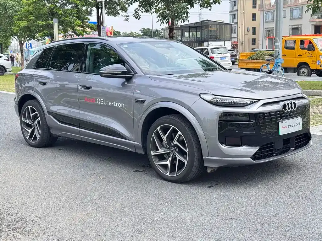 Audi Q6L e-tron — фото 7
