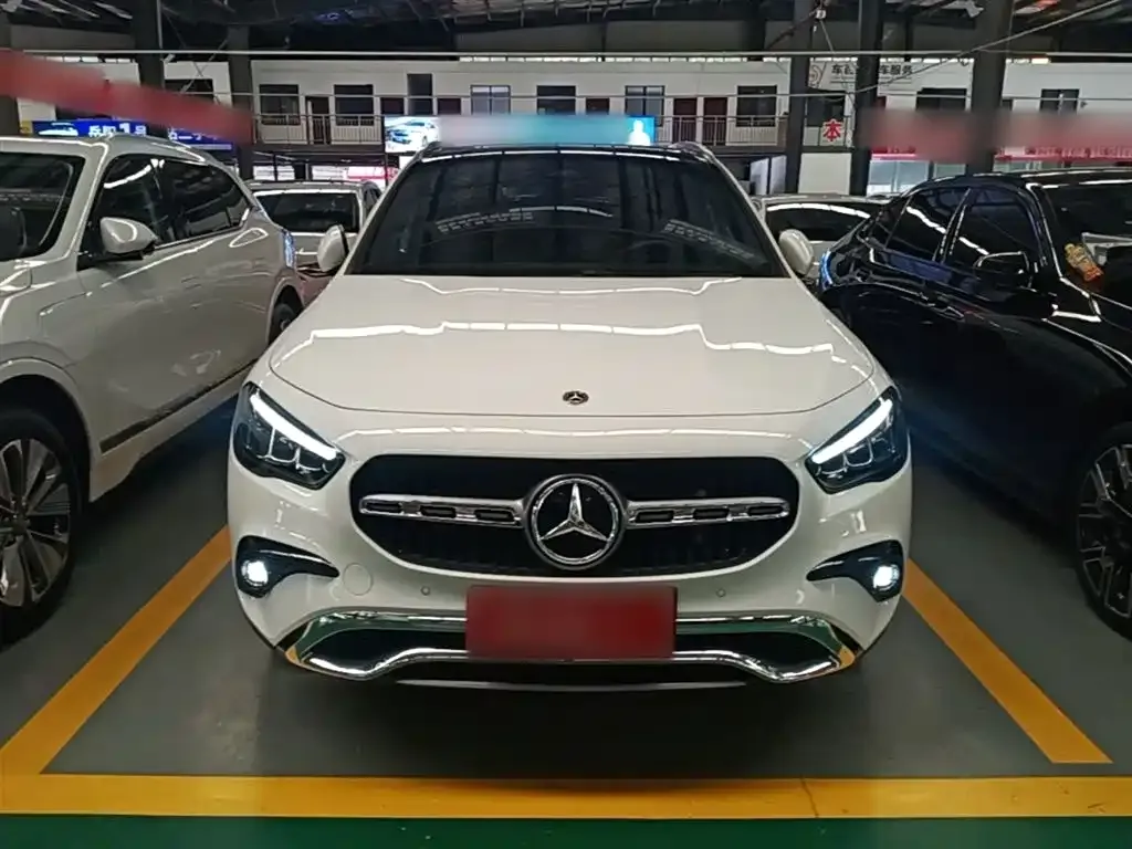 Mercedes-Benz GLA — фото 8