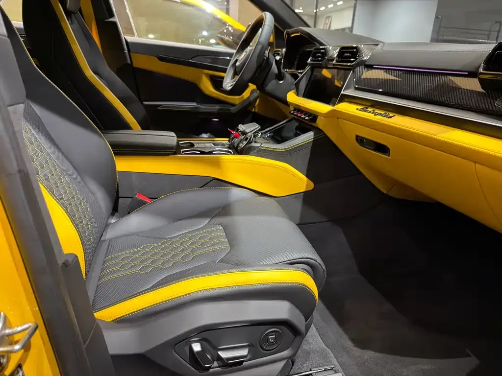 Lamborghini Urus SE — фото 7