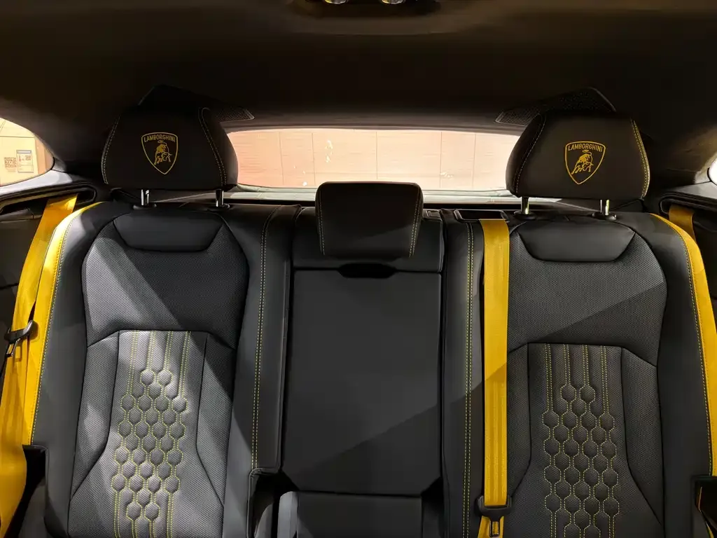 Lamborghini Urus SE — фото 3