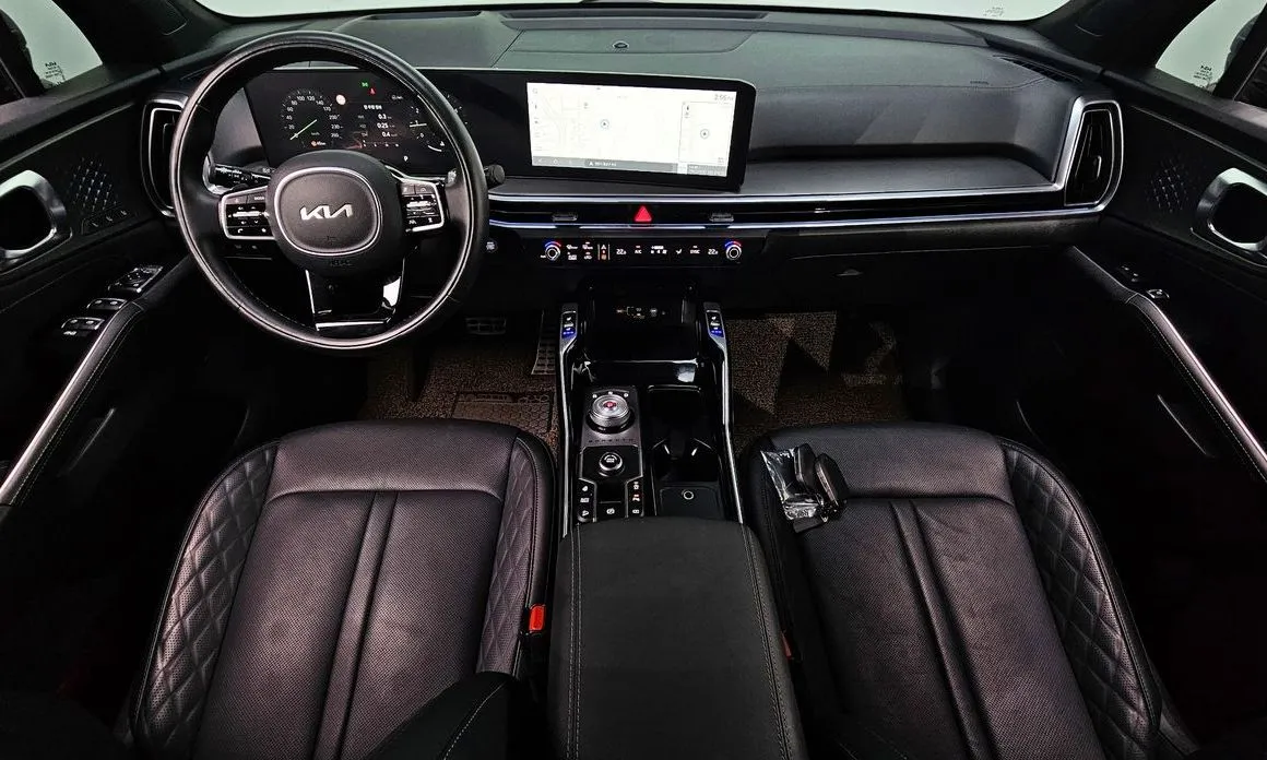 Kia Sorento — фото 10