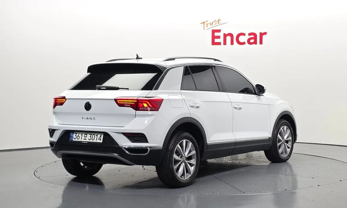 Volkswagen T-Roc — фото 5