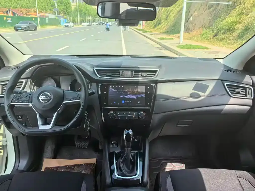 Nissan Qashqai — фото 3