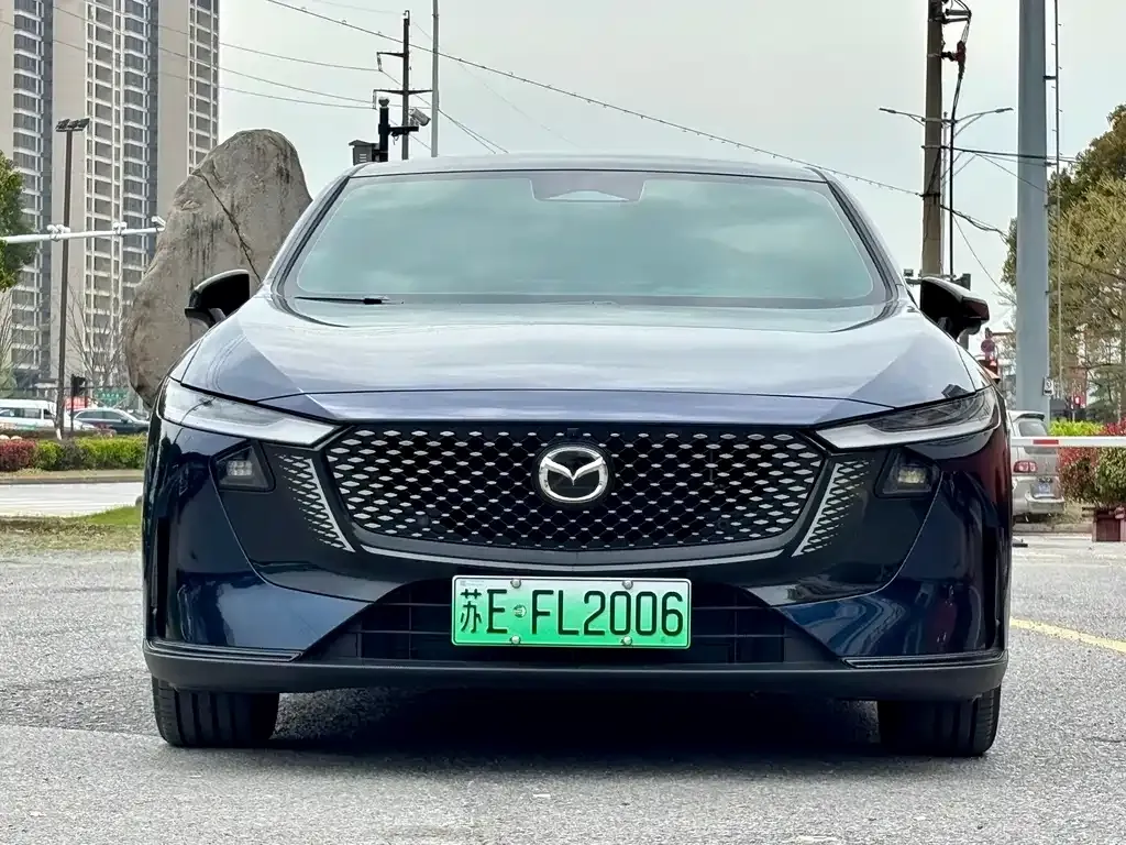 Mazda EZ-6 — фото 1