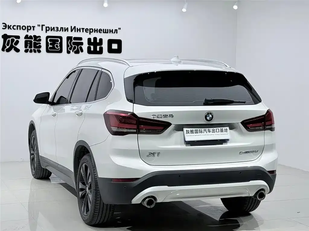 BMW X1 — фото 3