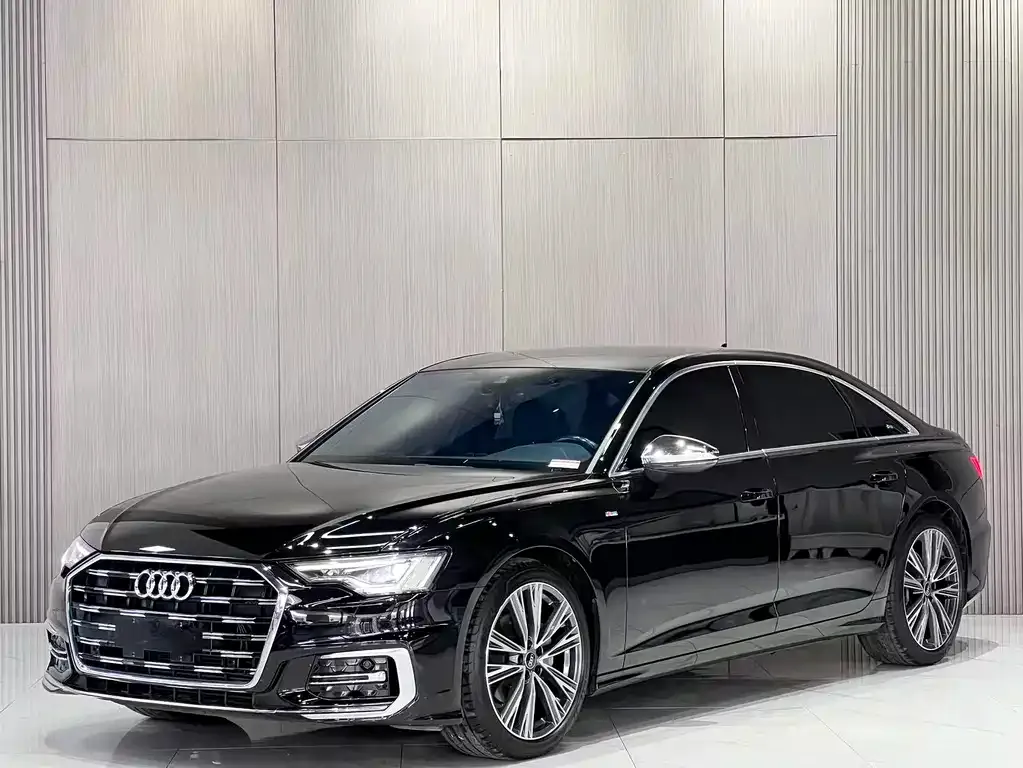 Audi A6L — фото 1