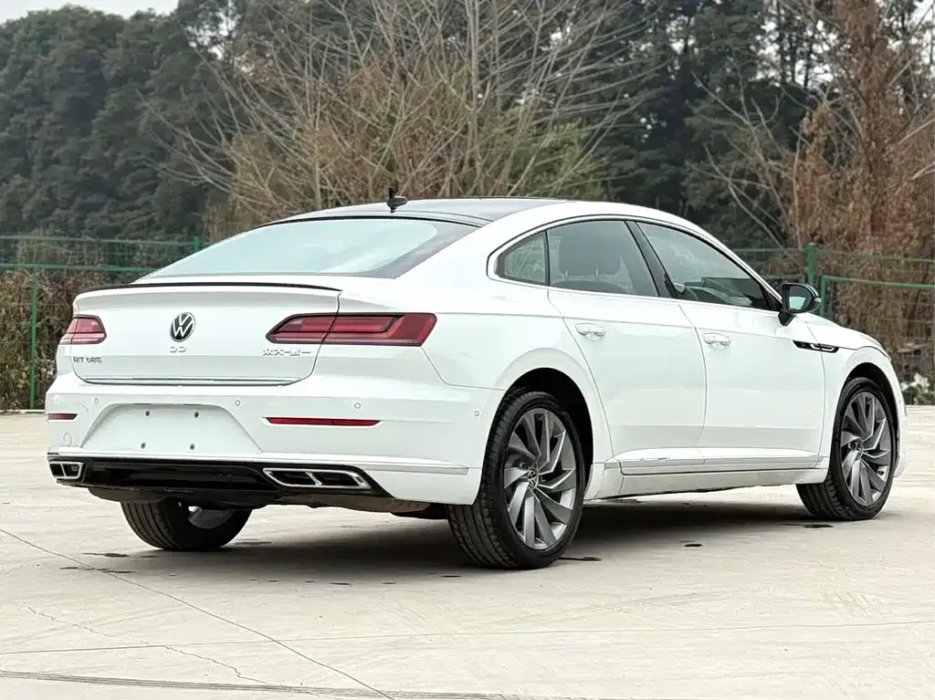 Volkswagen CC — фото 8