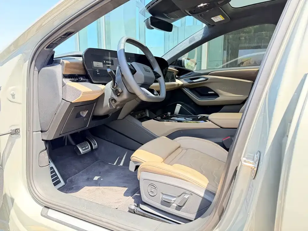 Audi 奥迪A6L e-tron — фото 3
