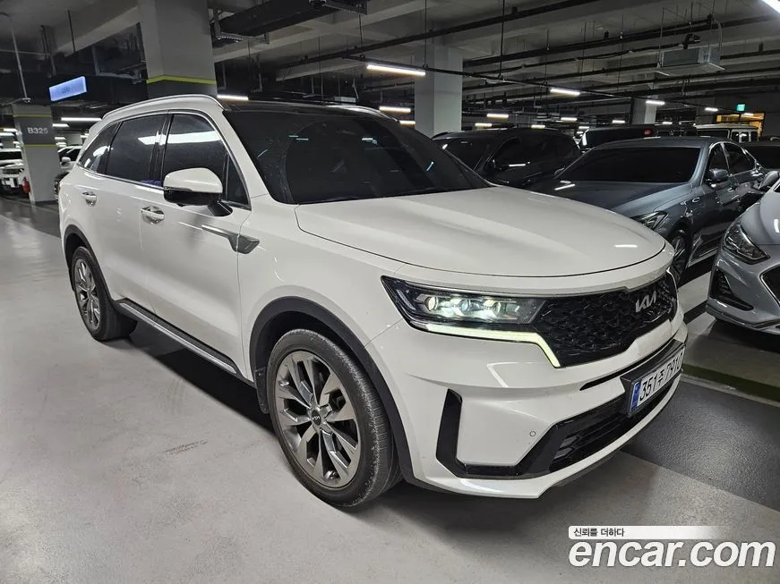 Kia Sorento — фото 1