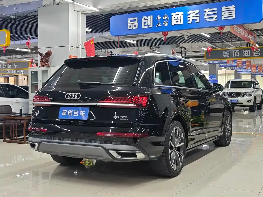 Audi Q7 — фото 4