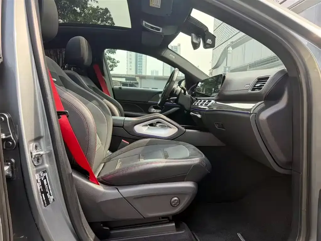 Mercedes-Benz GLE Coupe AMG — фото 10