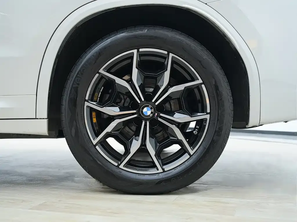 BMW X3 — фото 9