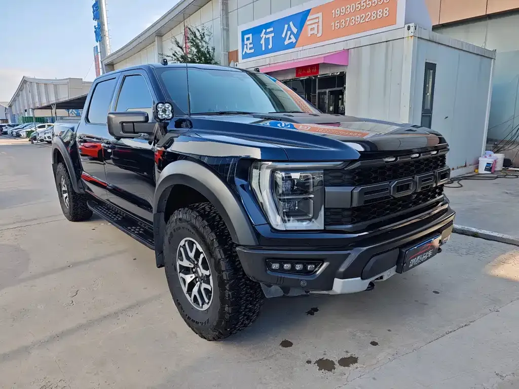 Ford F-150 Raptor — фото 8