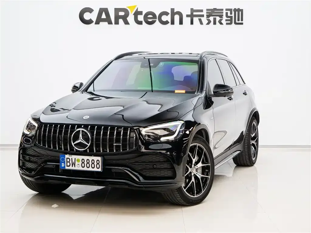 Mercedes-Benz GLC AMG — фото 1