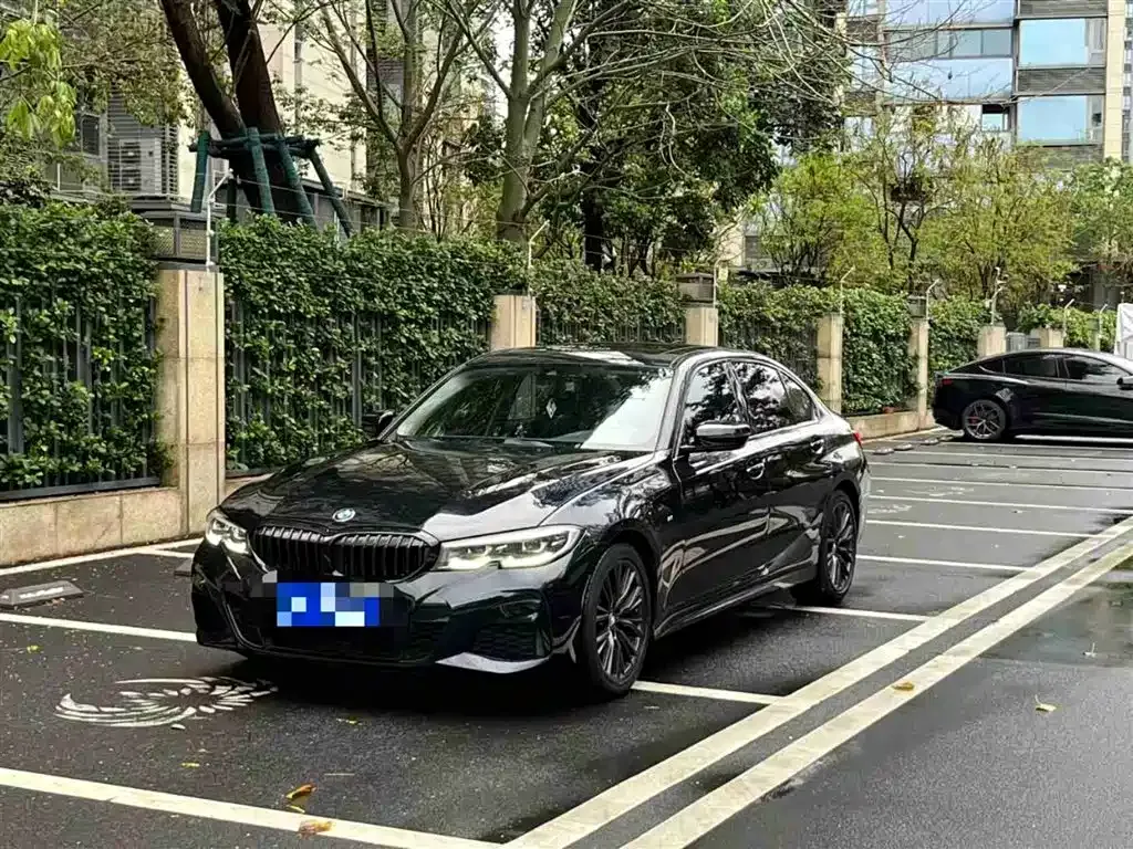 BMW 3 Series — фото 1