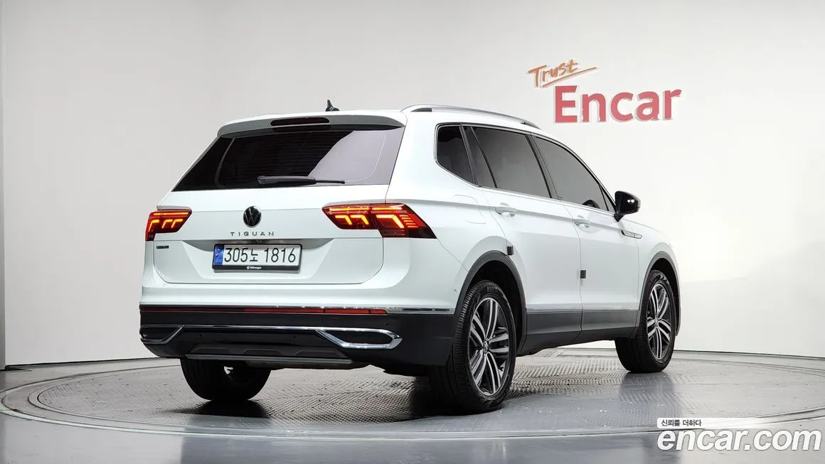 Volkswagen Tiguan — фото 3