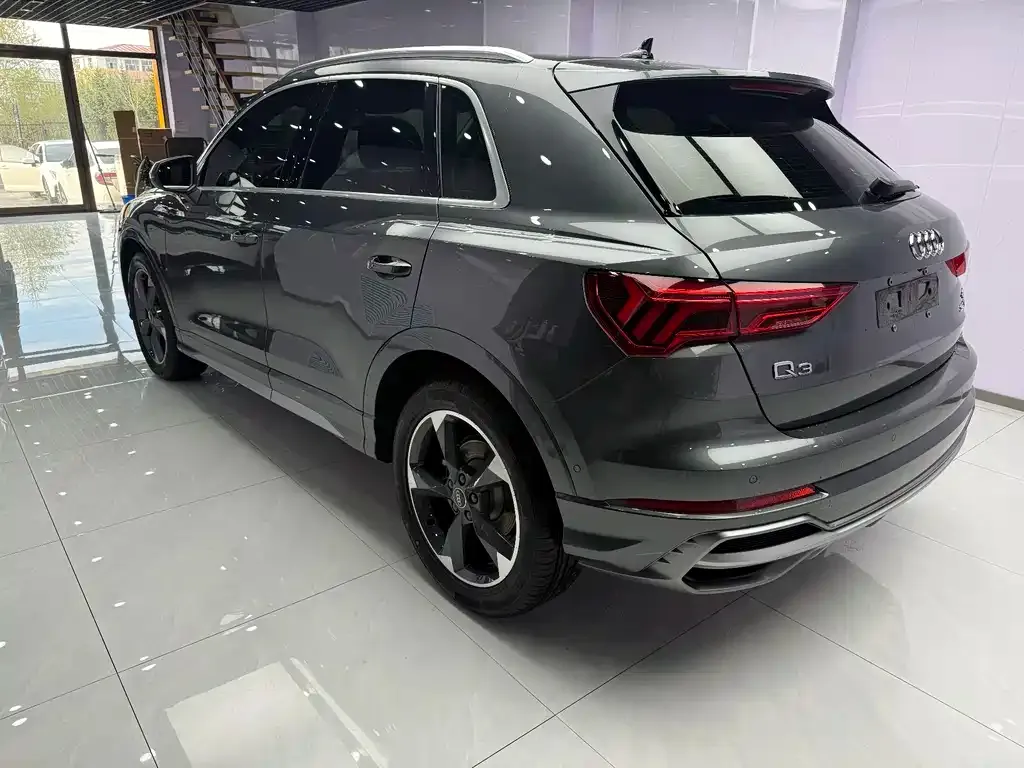 Audi Q3 — фото 4