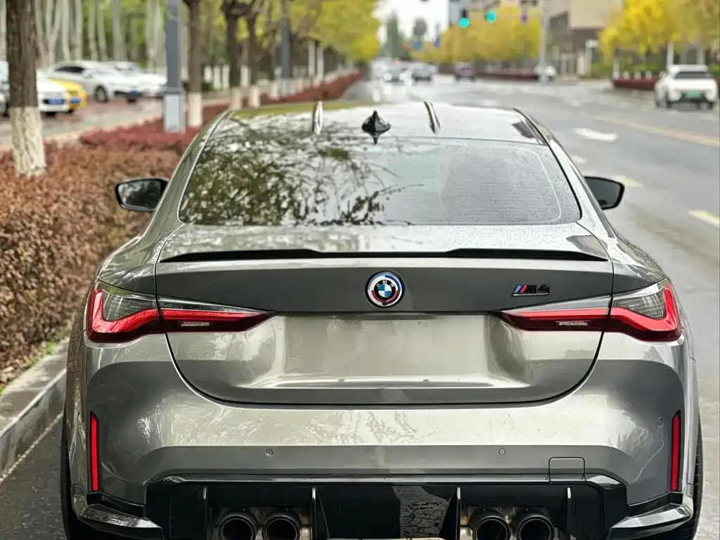 BMW M4 — фото 2
