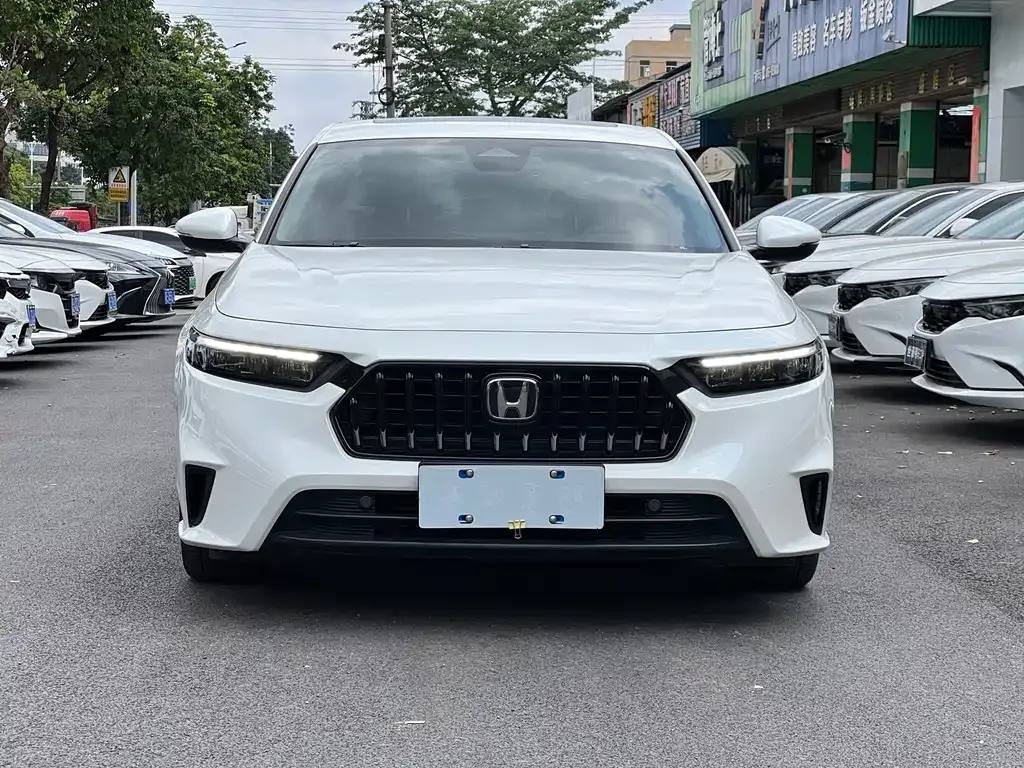 Honda Inspire — фото 7