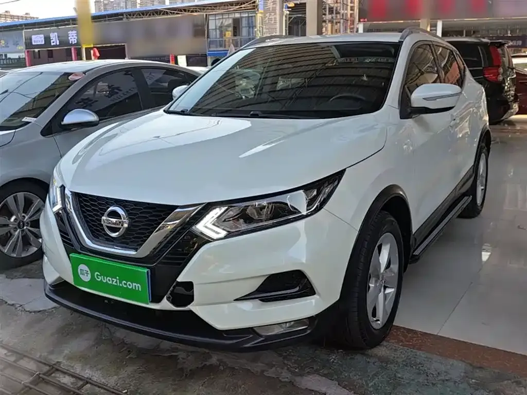 Nissan Qashqai — фото 6