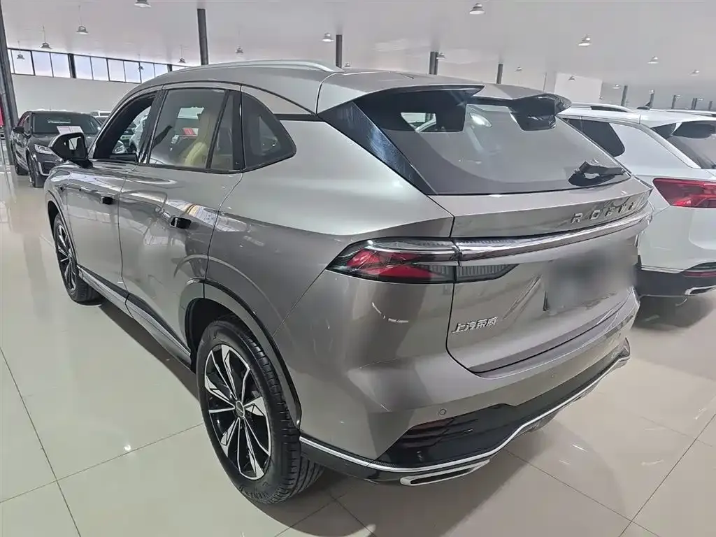 Roewe RX5 — фото 10